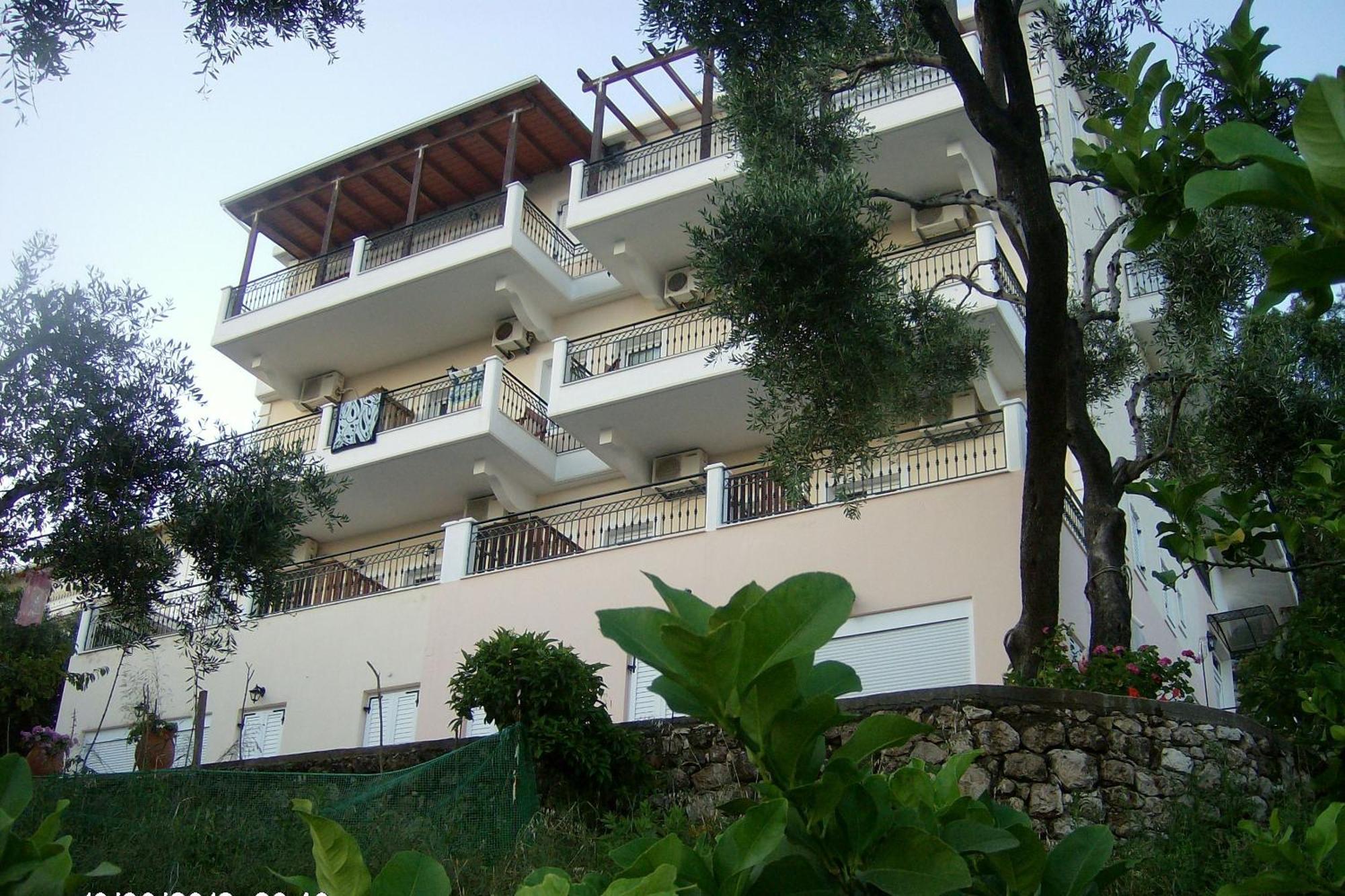 Studios Nikolaou Bros Parga Ngoại thất bức ảnh